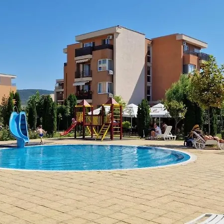 Noks Private 2bed Lägenhet Slăntjev Brjag